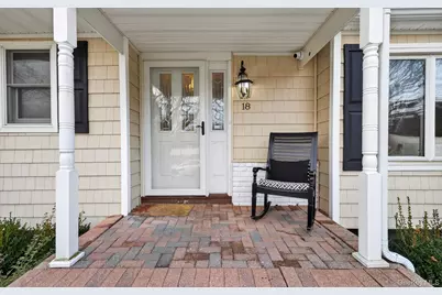 18 Canterbury Lane, Nesconset, NY 11767 - Photo 4