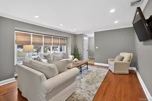 18 Canterbury Ln, Nesconset, NY 11767 - Photo 8