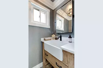 220 Mimosa Drive, East Hills, NY 11576 - Photo 18