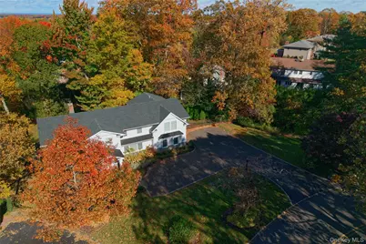 220 Mimosa Drive, East Hills, NY 11576 - Photo 4