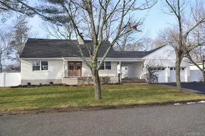 188 Ralph Avenue, Babylon, NY 11702 - Photo 2