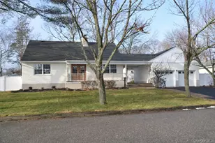 188 Ralph Ave, Babylon, NY 11702 - Photo 2