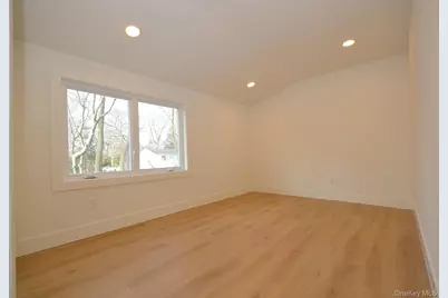 188 Ralph Avenue, Babylon, NY 11702 - Photo 26