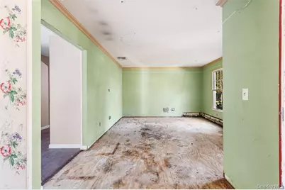 34 Andys Lane, Eastport, NY 11941 - Photo 2