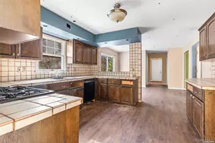 34 Andys Ln, Eastport, NY 11941 - Photo 6