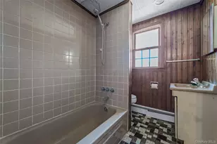 7 Romeo Ln, Commack, NY 11725 - Photo 28