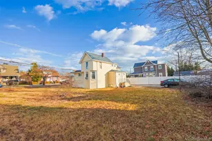 62 Westend Ave, Freeport, NY 11520 - Photo 16