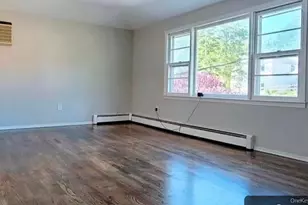 41-30 249th St, Little Neck, NY 11363 - Photo 2