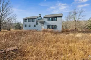 256 Smith Ridge Rd, South Salem, NY 10590 - Photo 4