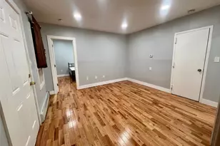 305A Beach 88th St, Rockaway Beach, NY 11693 - Photo 2