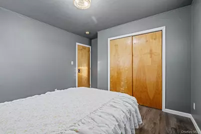 79 Centerwood Street, West Babylon, NY 11704 - Photo 16