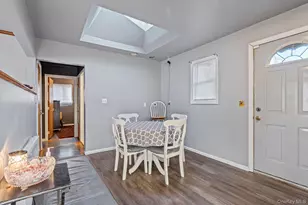 79 Centerwood St, West Babylon, NY 11704 - Photo 10