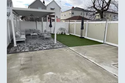 117-16 205th Street, Saint Albans, NY 11412 - Photo 16