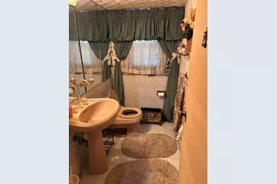 606 Blair Drive, Westbury, NY 11590 - Photo 2