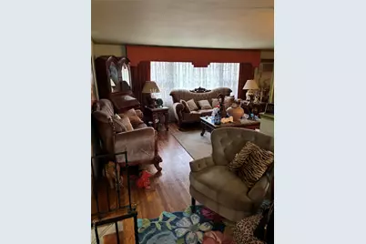 606 Blair Drive, Westbury, NY 11590 - Photo 4