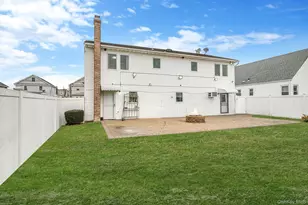 105 Arlington St, Mineola, NY 11501 - Photo 32