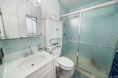 105 Arlington Street, Mineola, NY 11501 - Photo 18