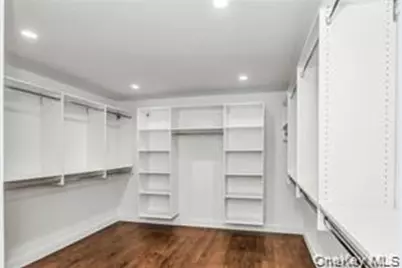 9 Briggs Street, Hicksville, NY 11801 - Photo 14