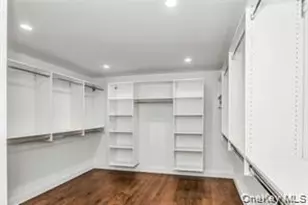 9 Briggs St, Hicksville, NY 11801 - Photo 14