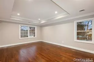 11 Evelyn Ct, Syosset, NY 11791 - Photo 6