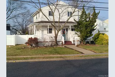 50 Ann Drive E, Freeport, NY 11520 - Photo 4