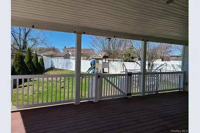 50 Ann Drive E, Freeport, NY 11520 - Photo 32