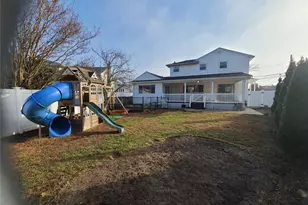 50 Ann Dr E, Freeport, NY 11520 - Photo 26