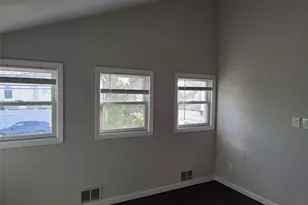 50 Ann Dr E, Freeport, NY 11520 - Photo 12