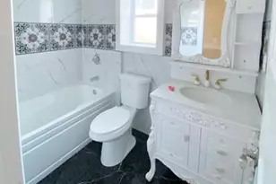 114-85 177th Pl, Jamaica, NY 11434 - Photo 6