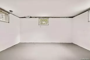 93 Seton Dr, New Rochelle, NY 10804 - Photo 22