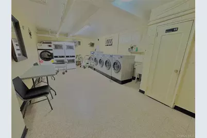 2090 Barnes Avenue #3G, Bronx, NY 10462 - Photo 22