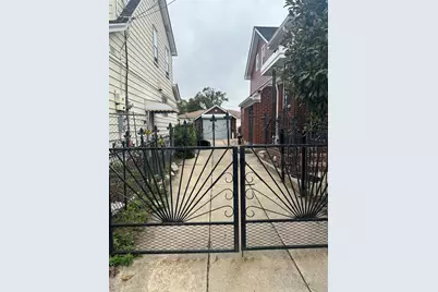 24301 130th Avenue, Rosedale, NY 11422 - Photo 2