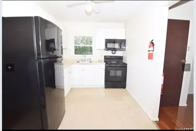 226 Hopper Street #B, Westbury, NY 11590 - Photo 6