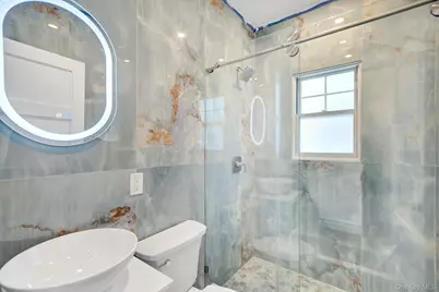 47 E. Cherry Street, Hicksville, NY 11801 - Photo 18