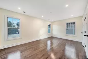 47 E Cherry St, Hicksville, NY 11801 - Photo 22