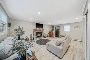 68 Elder Dr, Commack, NY 11725 - Photo 22