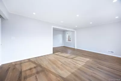 157-19 16th, Whitestone, NY 11357 - Photo 8