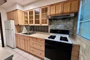 69-35 222nd St, Oakland Gardens, NY 11364 - Photo 2