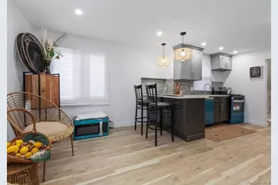 136-18 221st Street, Springfield Gardens, NY 11413 - Photo 8