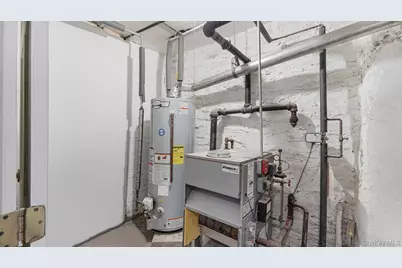 1659 Decatur Street, Ridgewood, NY 11385 - Photo 32