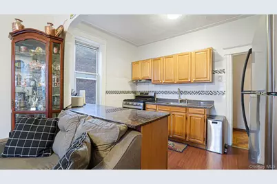 1659 Decatur Street, Ridgewood, NY 11385 - Photo 6