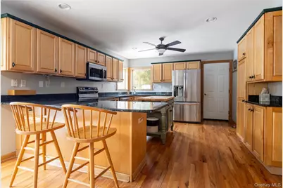 1705 Kerwin Boulevard, Greenport, NY 11944 - Photo 4