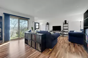 55 Fieldstone Dr, Hartsdale, NY 10530 - Photo 2