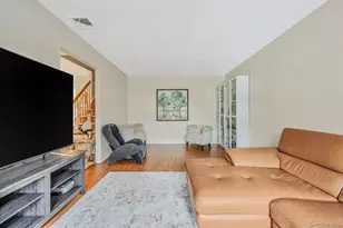19 Fairmont Ave, Patchogue, NY 11772 - Photo 8