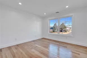 12 Dahlia Ln, Wantagh, NY 11793 - Photo 20