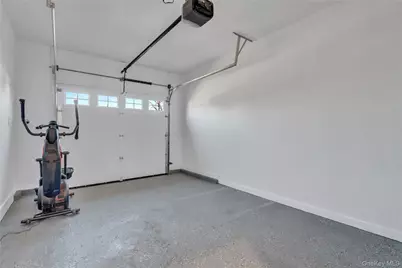 12 Dahlia Lane, Wantagh, NY 11793 - Photo 34