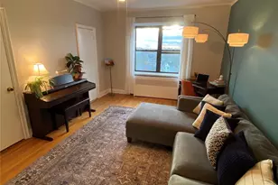 141 Wyckoff Pl, Woodmere, NY 11598 - Photo 10