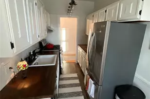 141 Wyckoff Pl, Woodmere, NY 11598 - Photo 18