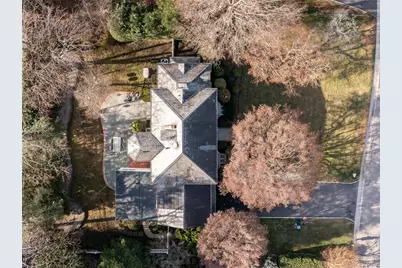 126 Northwoods Road, Manhasset, NY 11030 - Photo 22