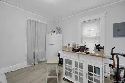 10 Everett Street, New Rochelle, NY 10801 - Photo 12